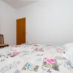 House Vesnad * セゲット・ヴラニツァ
